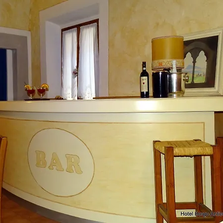 Borgo Antico Hotel 3*