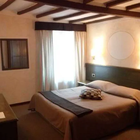 Borgo Antico Hotel 3*
